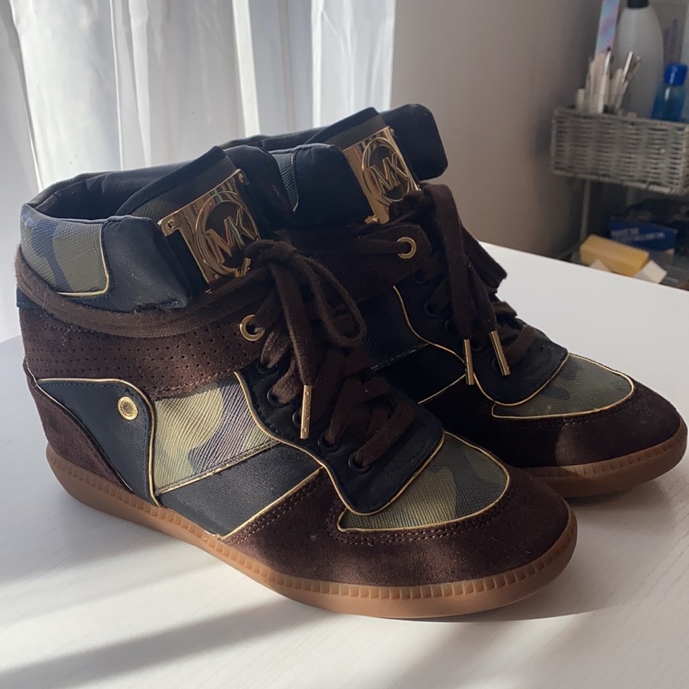Michael Kors camo high top wedge sneakers size 8 worn only a few times